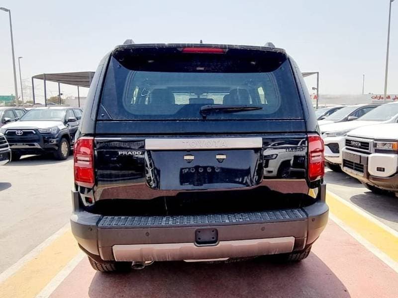 2026 Toyota Prado VXR thumbnail 4
