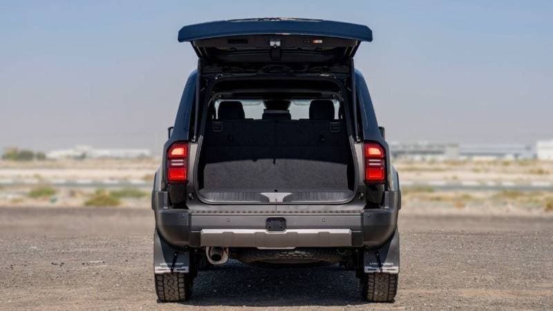 2025 Toyota Prado VXR thumbnail 8