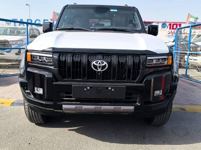 2026 Toyota Prado VXR thumbnail 2