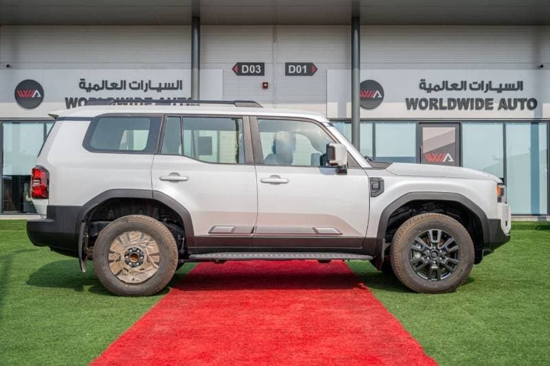 2024 Toyota Prado TXL 2 thumbnail 3