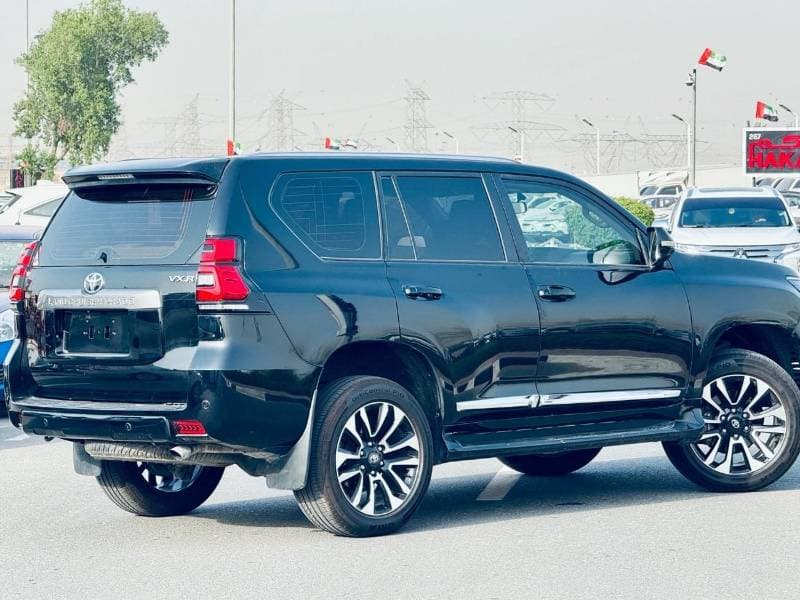 2018 Toyota Prado VXR thumbnail 7