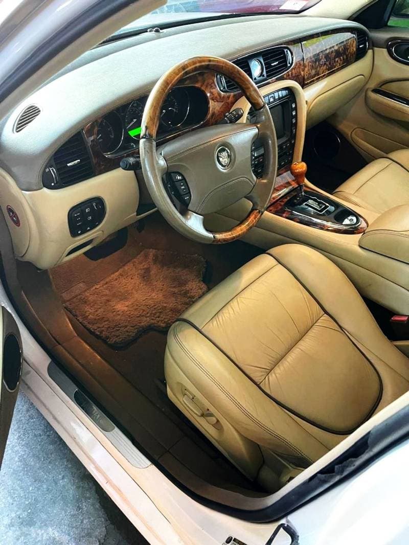 2005 Jaguar XJ thumbnail 2