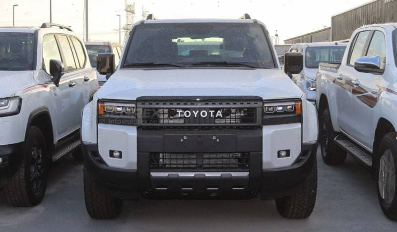 2026 Toyota Prado thumbnail 2