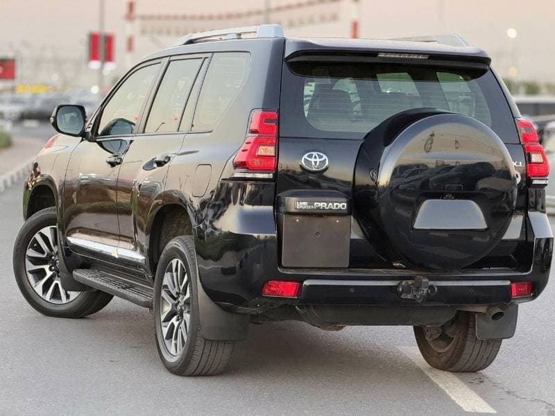 2022 Toyota Prado TX L thumbnail 6
