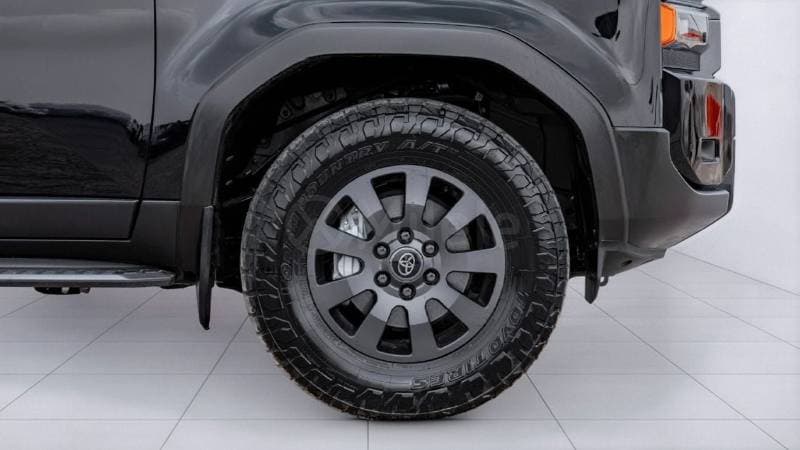 2026 Toyota Prado thumbnail 5