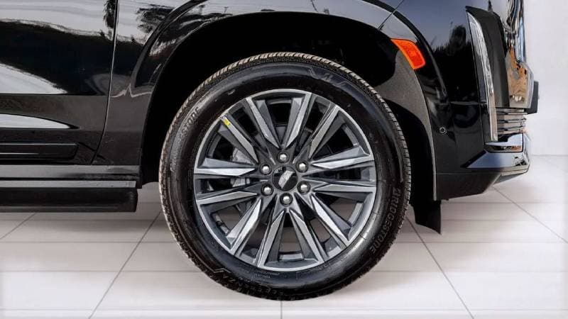 2024 Cadillac Escalade thumbnail 5