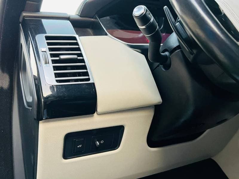 2020 Land Rover Range Rover VOGUE SE LWB thumbnail 7