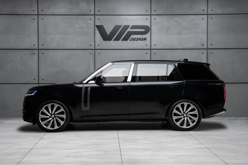 2025 Land Rover Range Rover AUTOBIOGRAPHY thumbnail 3