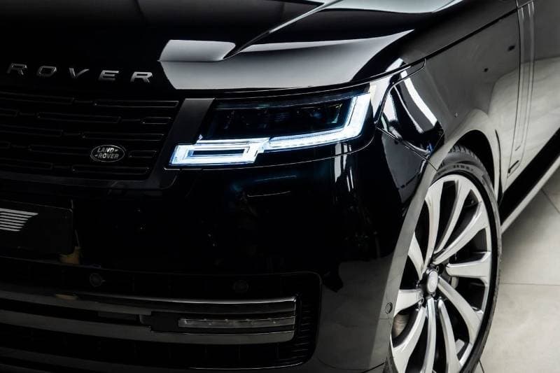 2025 Land Rover Range Rover AUTOBIOGRAPHY thumbnail 5