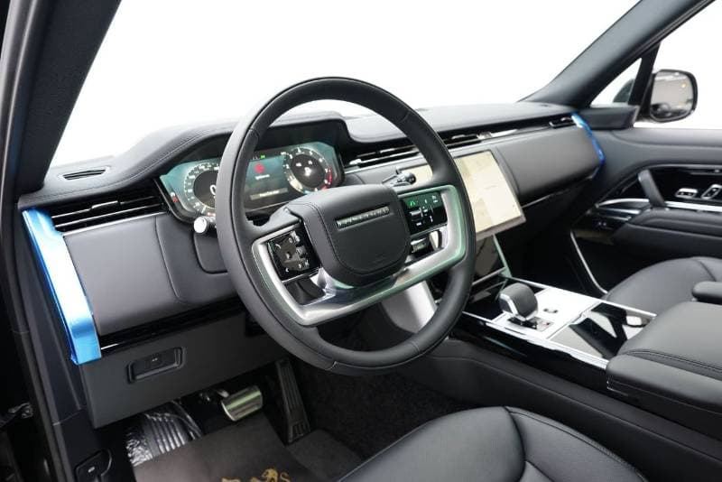 2026 Land Rover Range Rover HSE P530 thumbnail 5