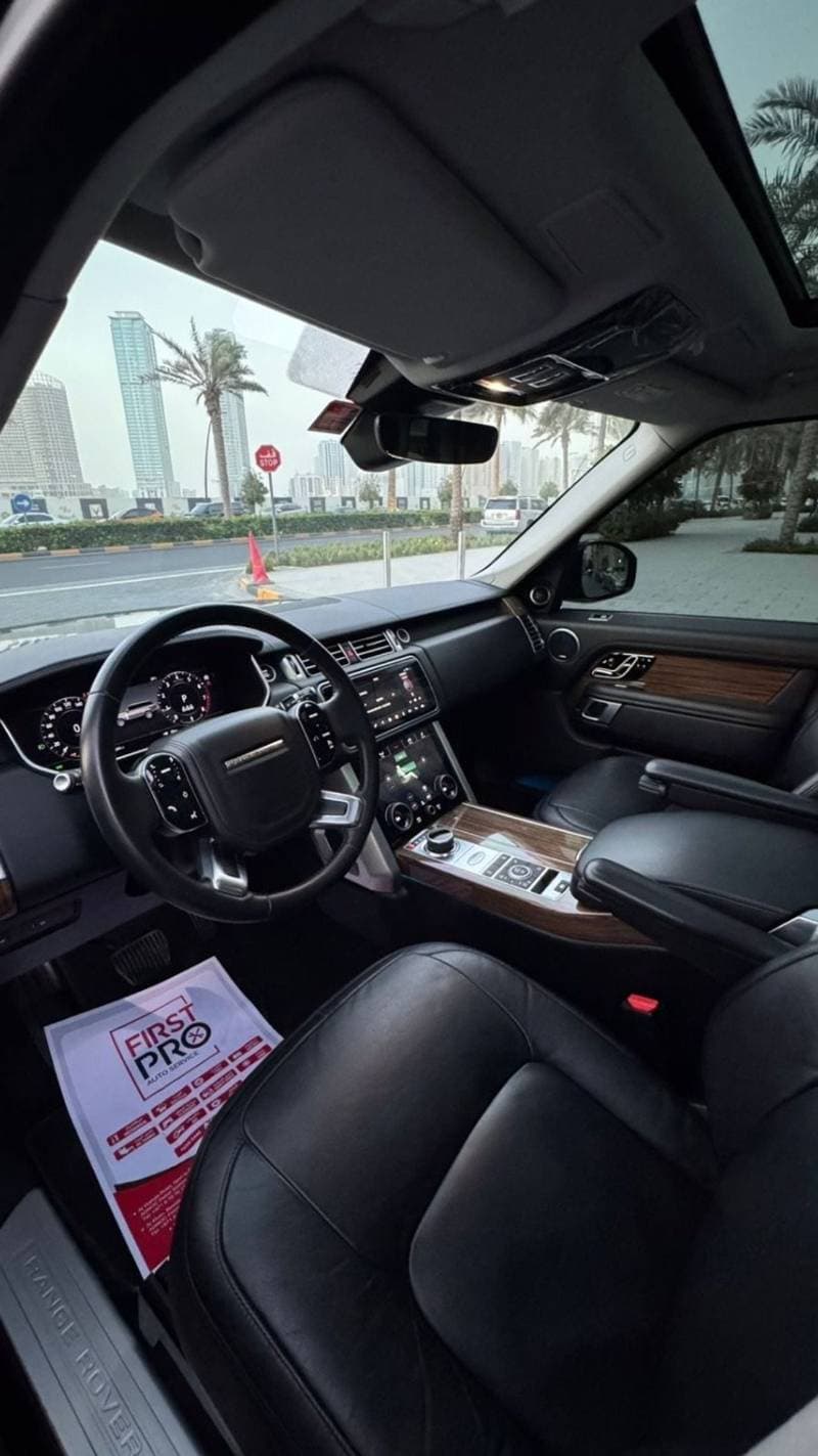 2021 Land Rover Range Rover VOGUE SE thumbnail 7