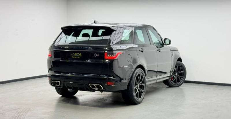 2018 Land Rover Range Rover Sport SVR thumbnail 6