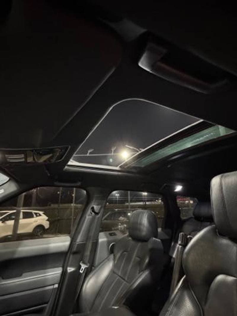 2015 Land Rover Range Rover Sport HSE thumbnail 8