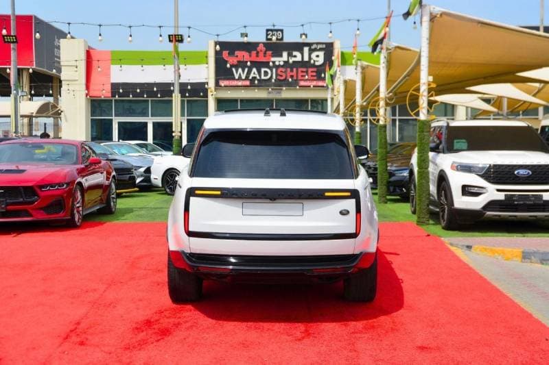 2023 Land Rover Range Rover AUTOBIOGRAPHY P530 thumbnail 5