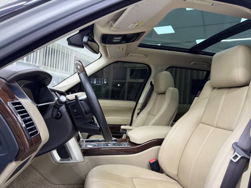 2016 Land Rover Range Rover HSE thumbnail 8