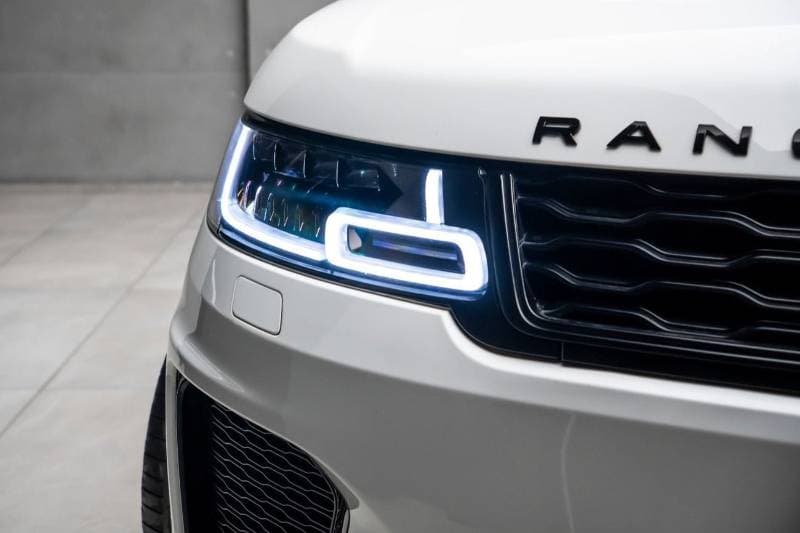 2019 Land Rover Range Rover Sport SVR thumbnail 5