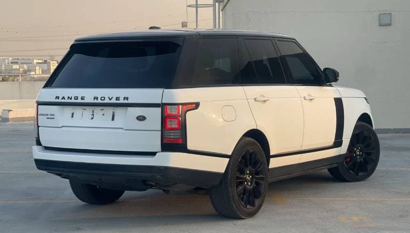 2015 Land Rover Range Rover VOGUE SE thumbnail 5