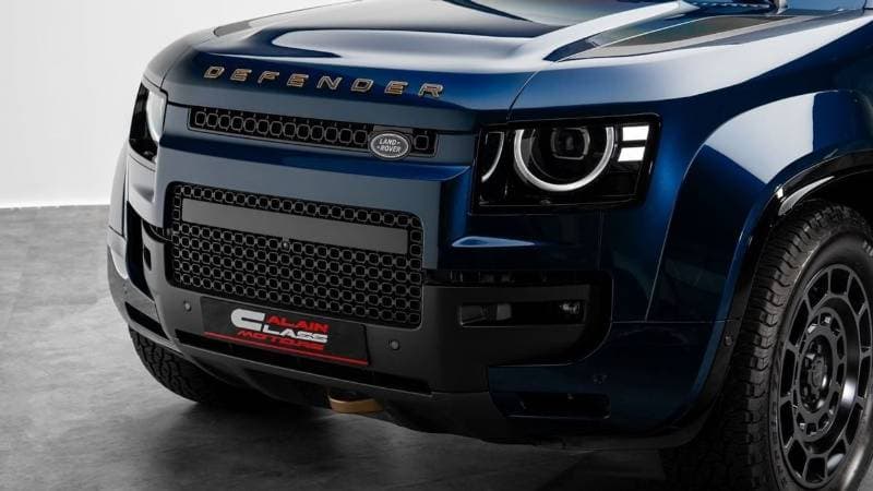2026 Land Rover Defender thumbnail 5
