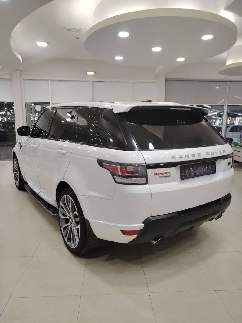 2015 Land Rover Range Rover Sport thumbnail 3