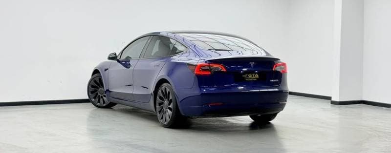 2023 Tesla Model 3 PERFORMANCE thumbnail 6