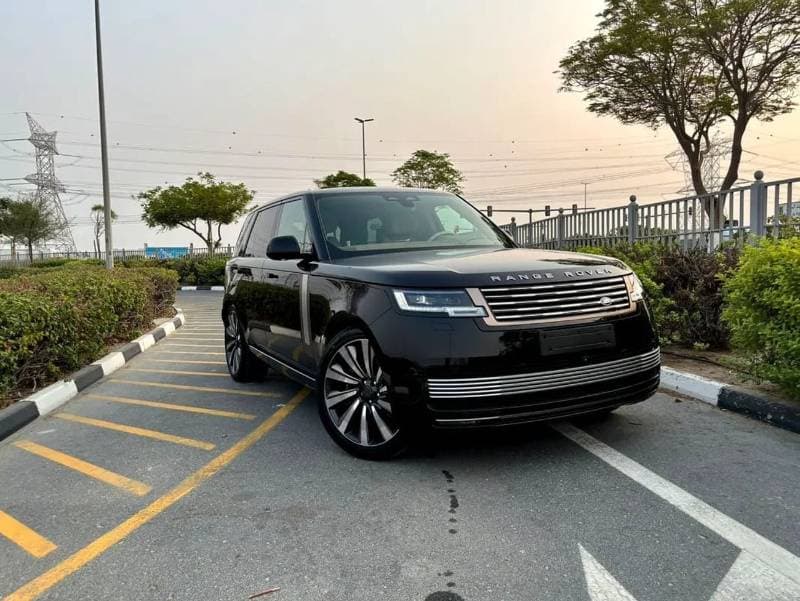 2026 Land Rover Range Rover SV LWB P615 thumbnail 2