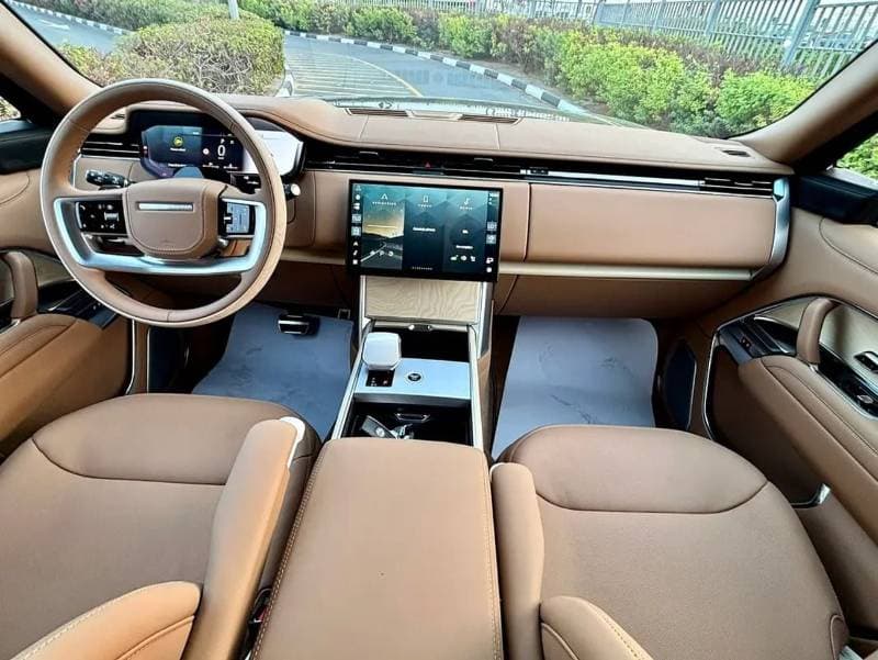 2026 Land Rover Range Rover SV LWB P615 thumbnail 8