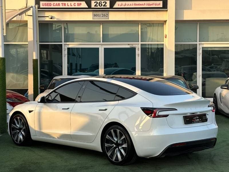 2025 Tesla Model 3 STANDARD RANGE thumbnail 4