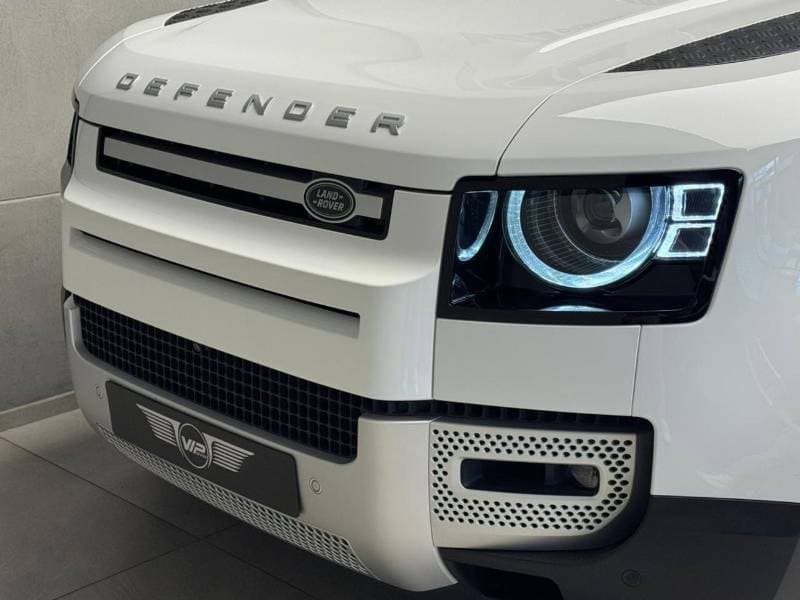 2024 Land Rover Defender thumbnail 2