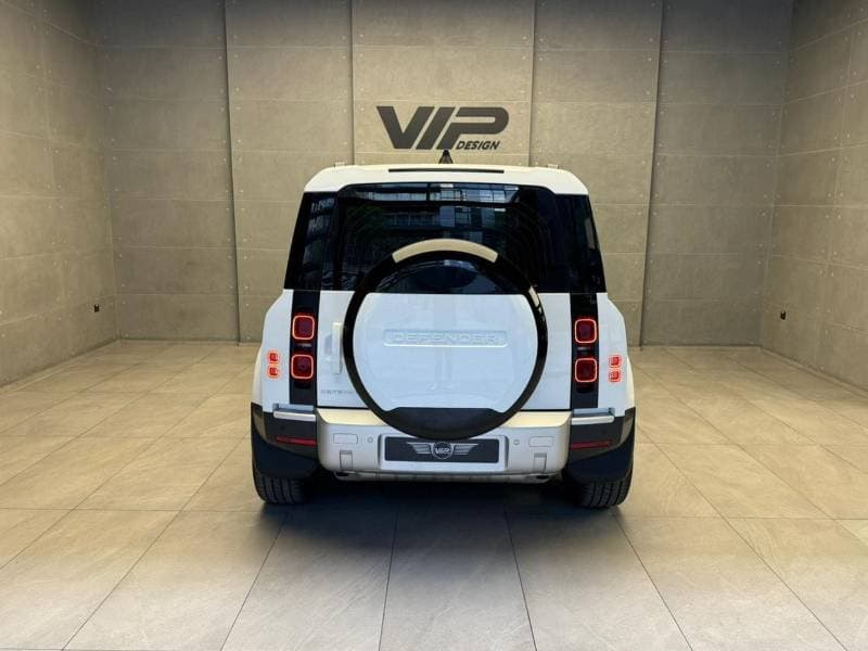 2024 Land Rover Defender thumbnail 7