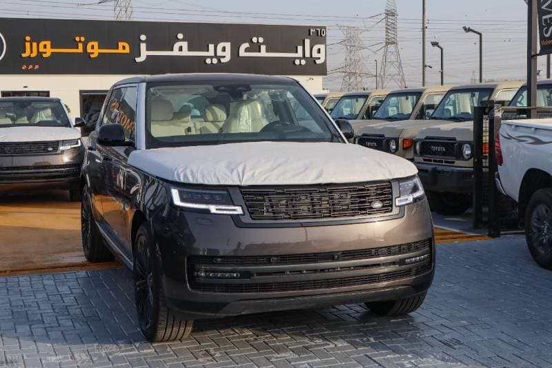 2026 Land Rover Range Rover HSE P400 thumbnail 3