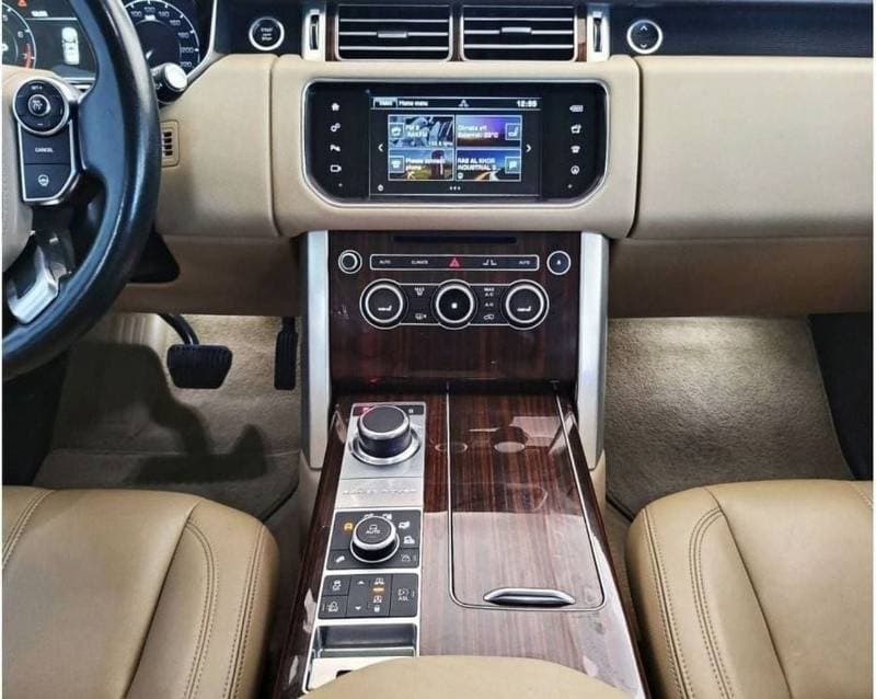 2016 Land Rover Range Rover VOGUE SE thumbnail 8