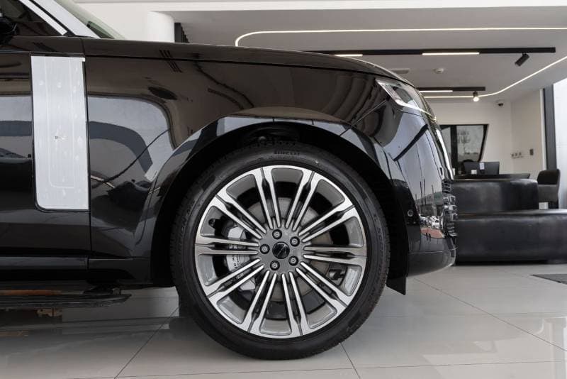 2026 Land Rover Range Rover HSE P530 thumbnail 8