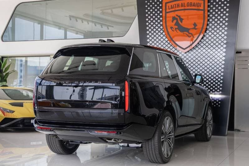 2026 Land Rover Range Rover HSE P530 thumbnail 4