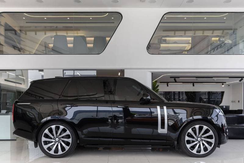 2026 Land Rover Range Rover AUTOBIOGRAPHY P530 thumbnail 7