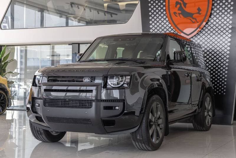 2026 Land Rover Defender thumbnail 3