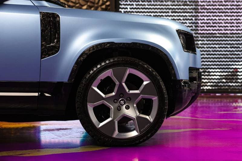2022 Land Rover Defender thumbnail 6