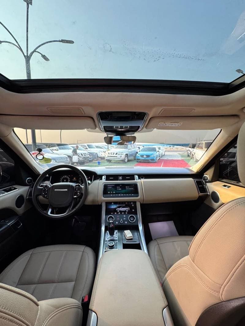 2020 Land Rover Range Rover Sport HSE thumbnail 5