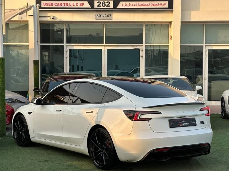 2024 Tesla Model 3 PERFORMANCE thumbnail 5