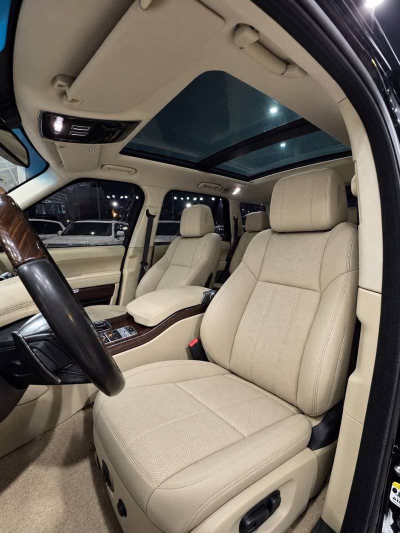 2015 Land Rover Range Rover HSE thumbnail 6