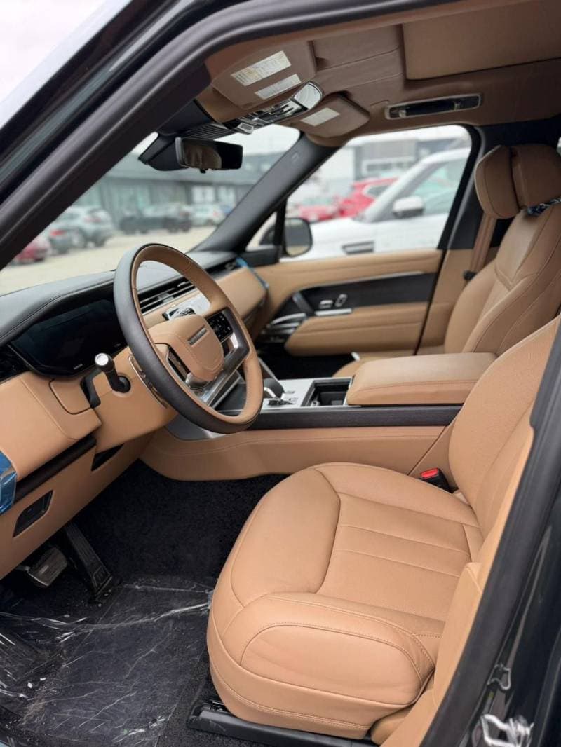 2026 Land Rover Range Rover AUTOBIOGRAPHY P530 thumbnail 7