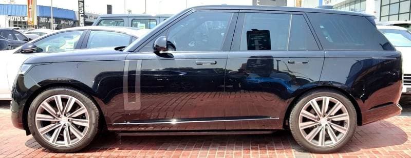 2022 Land Rover Range Rover AUTOBIOGRAPHY P530 thumbnail 4