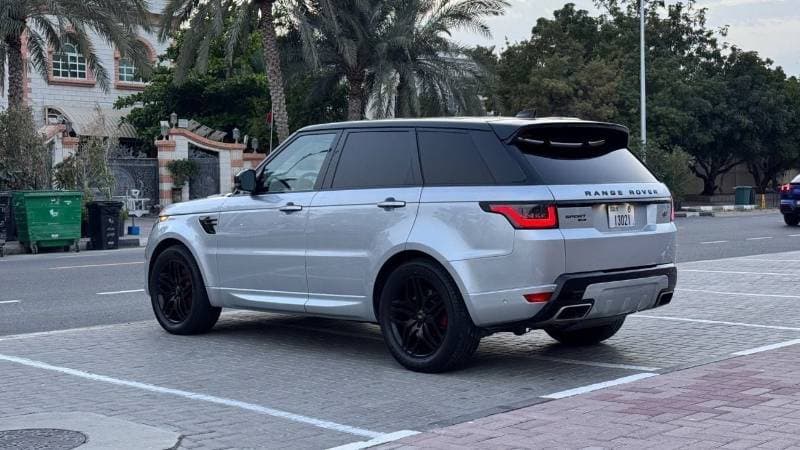 2020 Land Rover Range Rover Sport HST P400 thumbnail 4