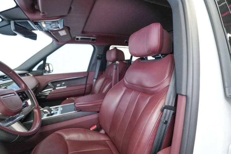 2023 Land Rover Range Rover AUTOBIOGRAPHY P530 thumbnail 4