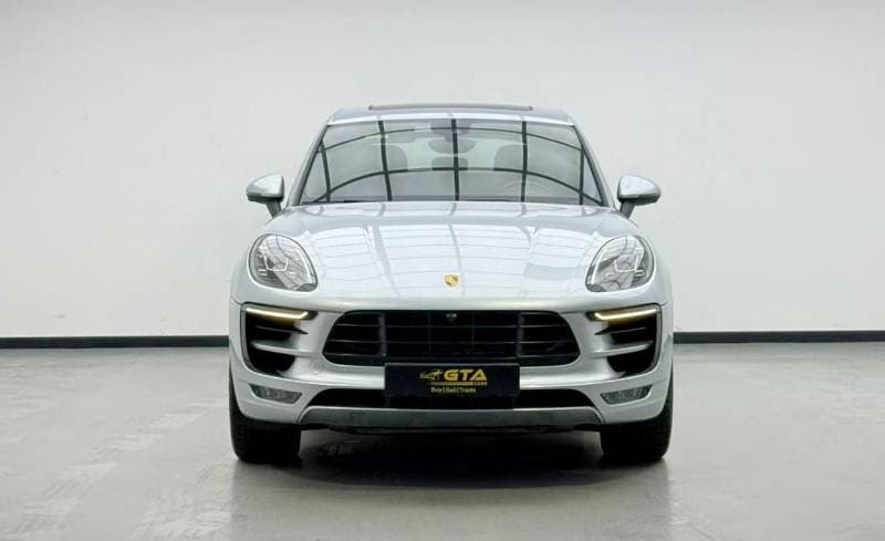 2017 Porsche Macan GTS thumbnail 2