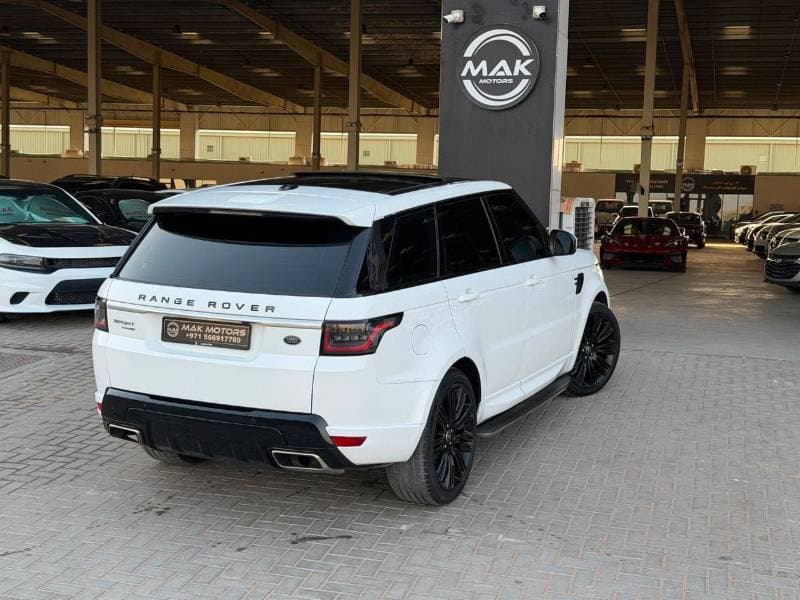 2014 Land Rover Range Rover Sport SVR thumbnail 3