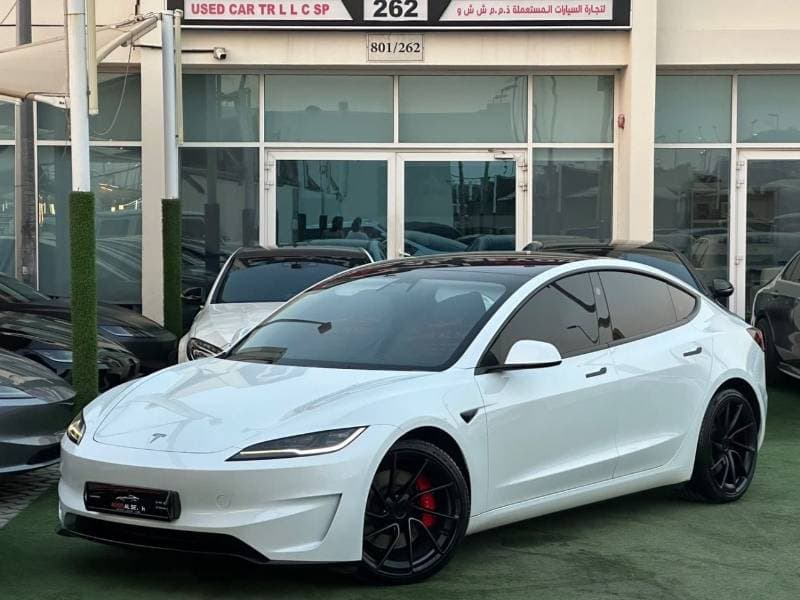 2024 Tesla Model 3 PERFORMANCE