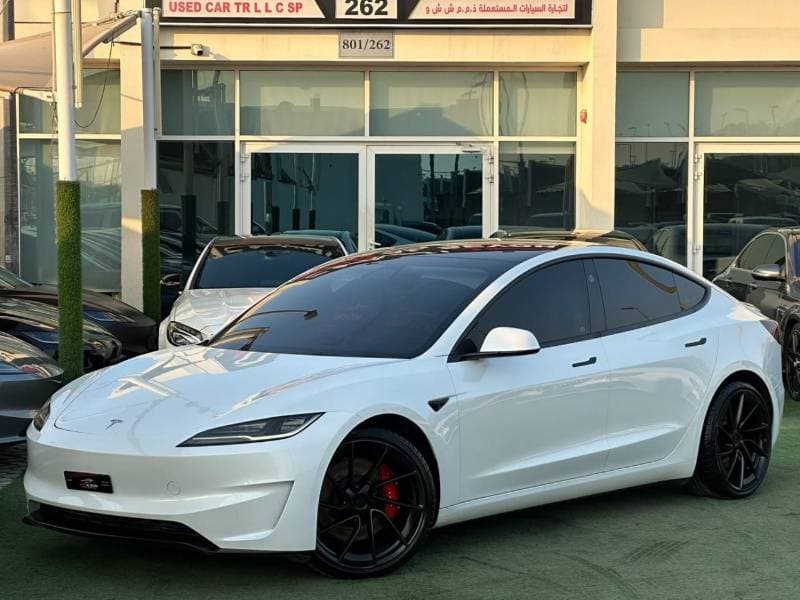 2024 Tesla Model 3 PERFORMANCE