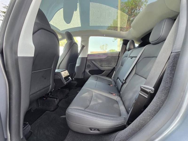 2026 Tesla Model Y LONG RANGE thumbnail 8