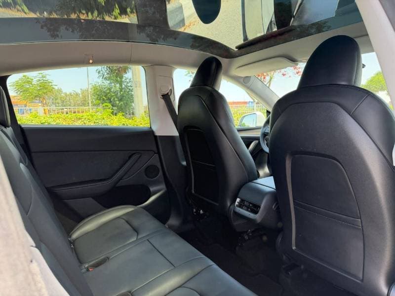2022 Tesla Model Y LONG RANGE thumbnail 7