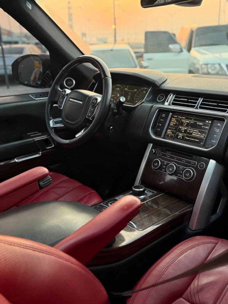 2016 Land Rover Range Rover VOGUE SE thumbnail 8